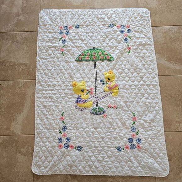 Vtg Baby Quilt Applique Embroidered Bears Teeter Totter Seesaw Umbrella Blanket - Picture 1 of 9